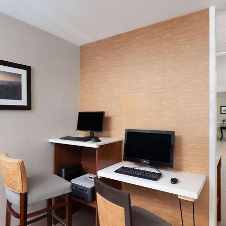 La Quinta By Wyndham Bakersfield North Hotell Eksteriør bilde