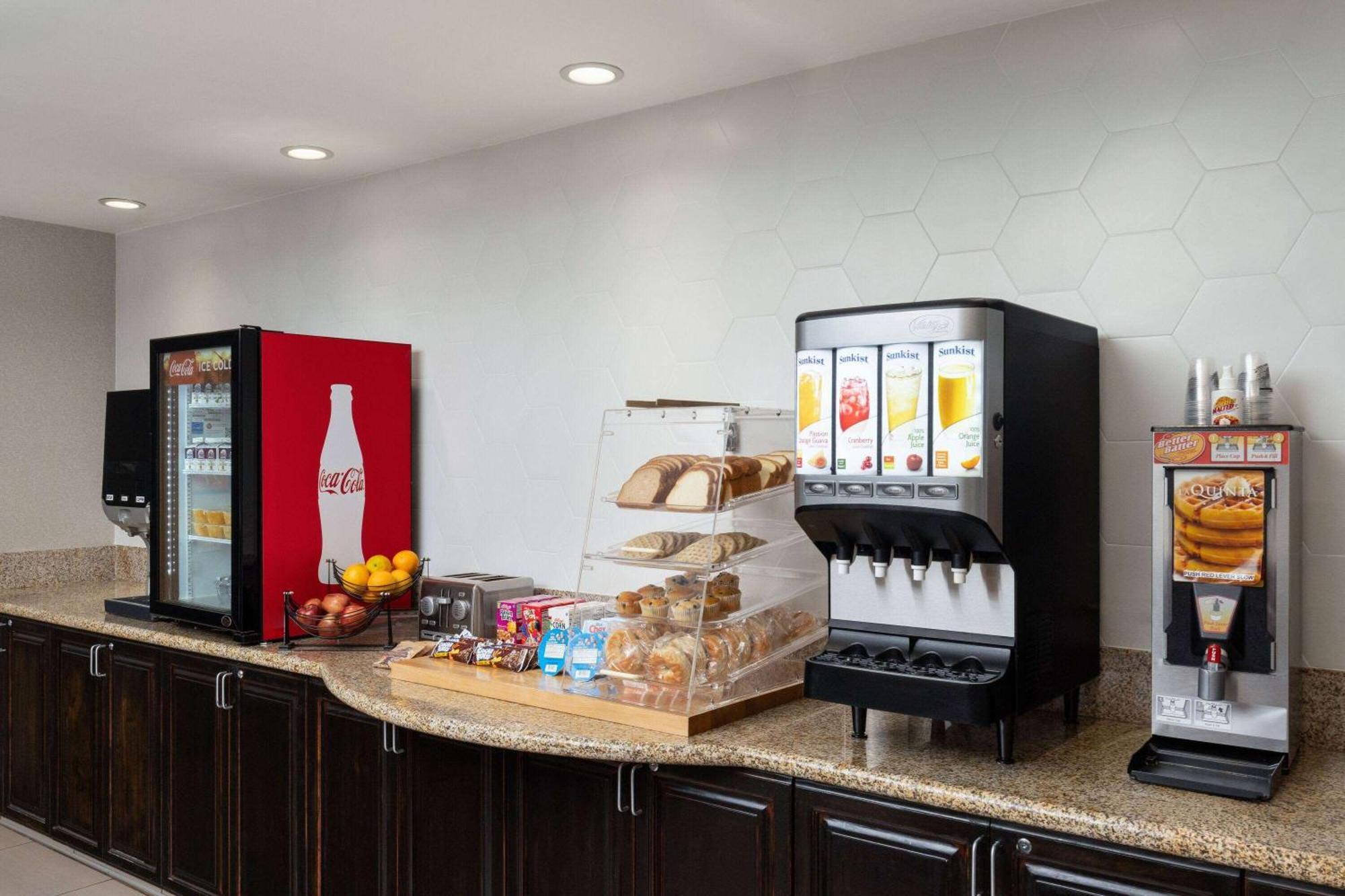 La Quinta By Wyndham Bakersfield North Hotell Eksteriør bilde