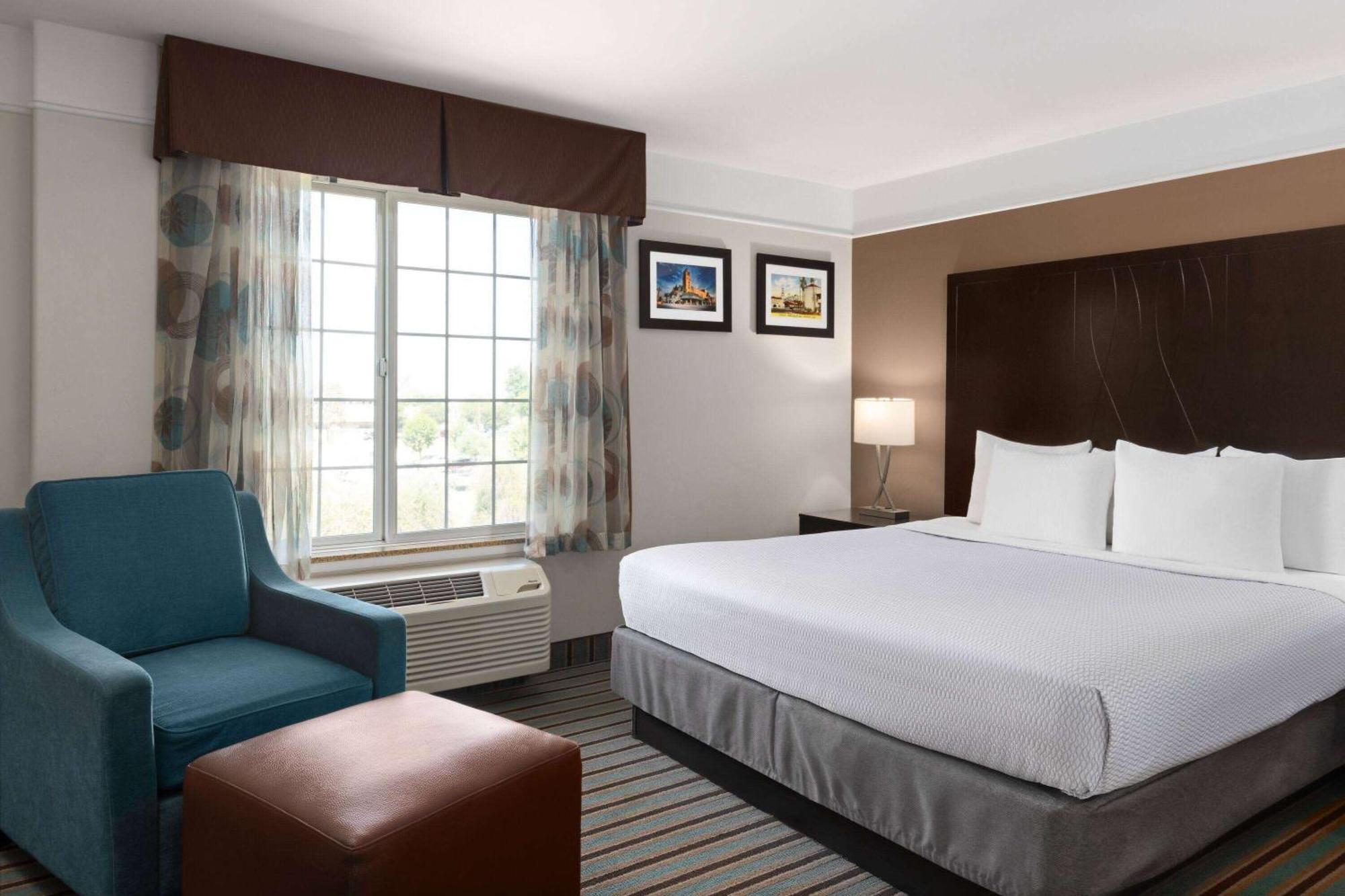 La Quinta By Wyndham Bakersfield North Hotell Eksteriør bilde