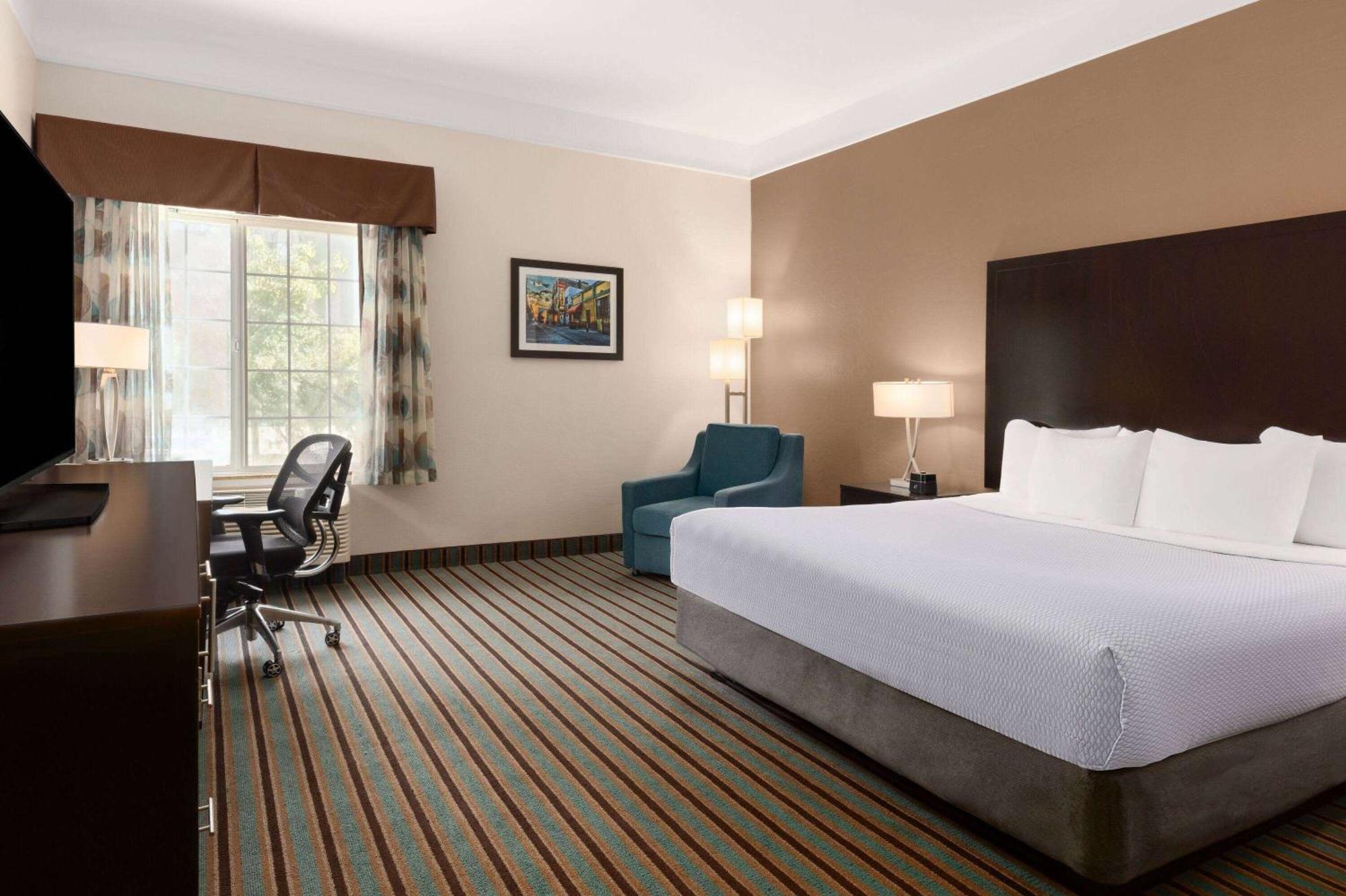 La Quinta By Wyndham Bakersfield North Hotell Eksteriør bilde